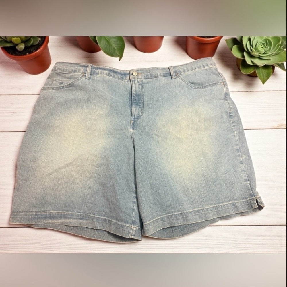 🌟Gloria Vanderbilt Amanda Shorts – Size 20W 🌟